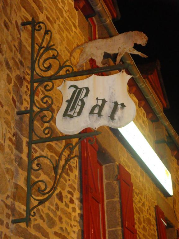 Auberge Du Chateau Châteauneuf-dʼIlle-et-Vilaine Buitenkant foto