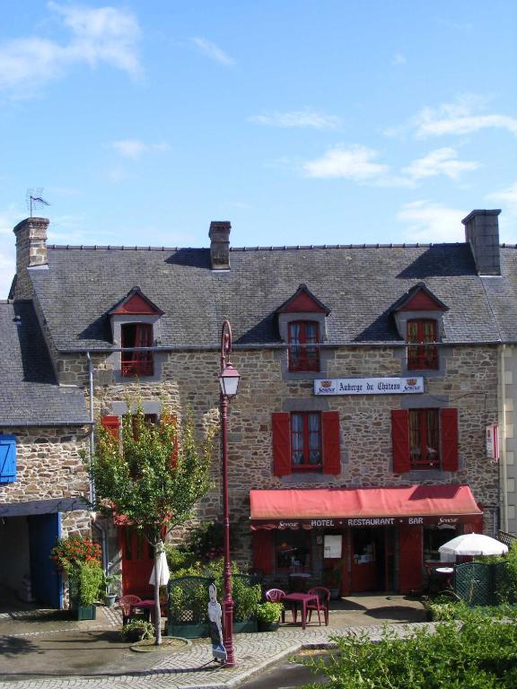 Auberge Du Chateau Châteauneuf-dʼIlle-et-Vilaine Buitenkant foto